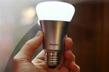 Philips rezygnuje z działu oświetleniowego 