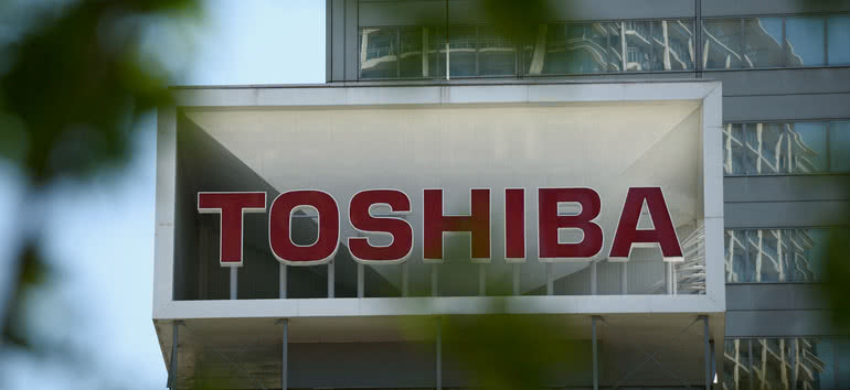 Toshiba chce za pamięciową jednostkę prawie 9 mld dolarów 