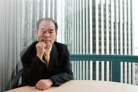 Założyciel firmy Soraa Shuji Nakamura otrzymał Nagrodę Nobla w dziedzinie fizyki 