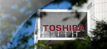 Mimo trudności finansowych Toshiba inwestuje i walczy o rynek 