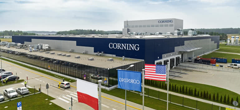 Corning otwiera w Polsce zakład produkcji światłowodów 