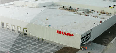 Sharp sprzeda lub zamknie ostaszewski zakład. Zwalnia ponad 200 osób. 