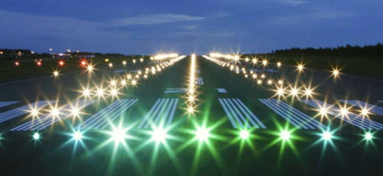 Carlyle kupuje specjalistę od oświetlenia lotniskowego - ADB Safegate 