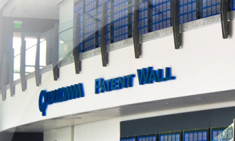 Qualcomm przejmuje od HP portfolio patentów Palm, IPAQ i Bitfone