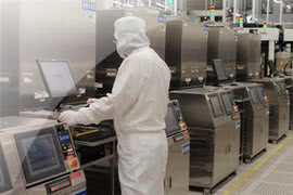 Japońscy producenci półprzewodników po raz kolejny wstrzymują produkcję w swoich fabrykach 