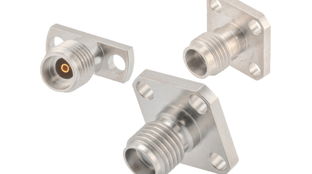 Złącza panelowe 1,85 mm, 2,4 mm, 2,92 mm i SMA do łatwej wymiany w terenie