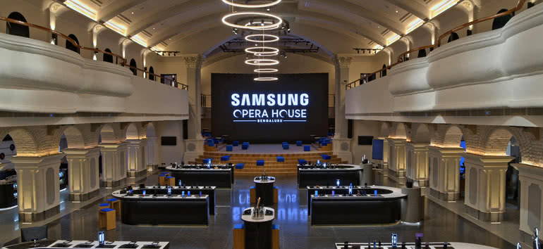 Samsung spodziewa się 4 mld dolarów ze sprzedaży w Indiach nowych smartfonów 