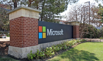 Microsoft zainwestuje 1 miliard dolarów w polski projekt chmurowy