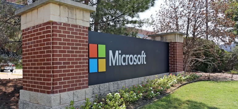 Microsoft zainwestuje 1 miliard dolarów w polski projekt chmurowy 
