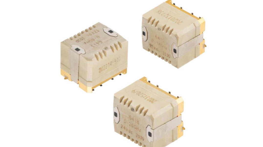 Przekaźniki elektromechaniczne failsafe do przełączania sygnałów DC...26 GHz