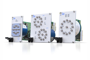 8-, 10- i 12-kanałowe multipleksery formatu PXI/PXIe na pasmo do 40 GHz