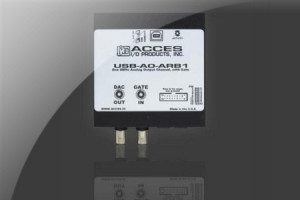 Generator AWG 1 kHz...8 MHz z wyjściem analogowym i 24 liniami DIO zasilany z portu USB