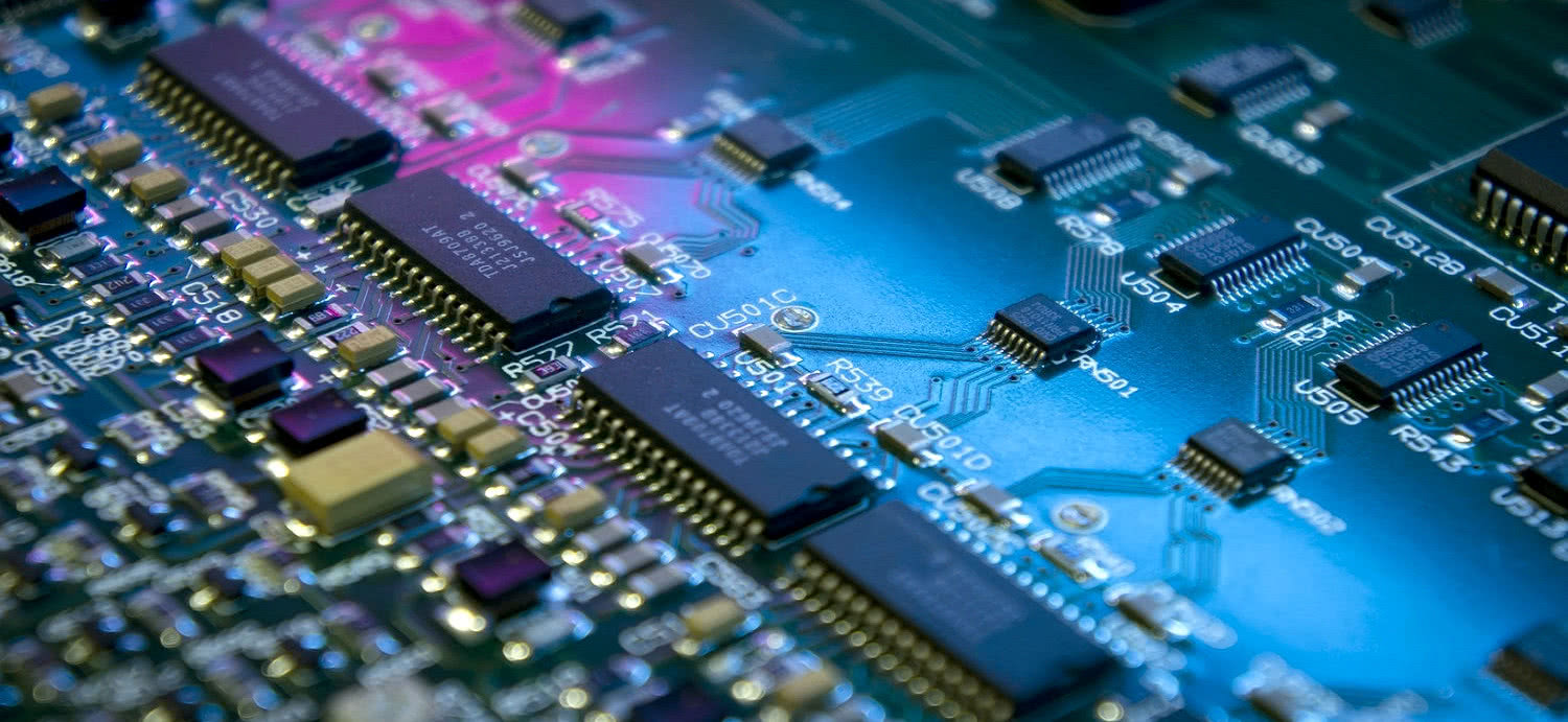 Подложка микросхемы. Ситалловые подложки для микросхем. Микропроцессорная техника. Микроэлектроника. Электроника микропроцессоры.