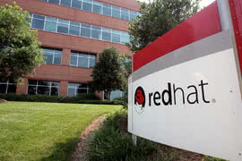 Za 34 miliardy dolarów IBM przejmie firmę Red Hat 