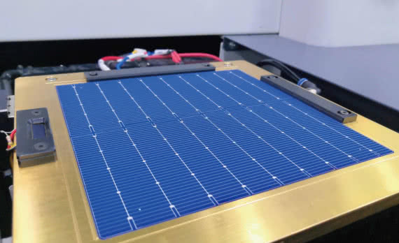 Foxconn zainwestuje 1 mld NT w Giga Solar Materials 