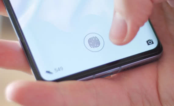 Rośnie popyt na ultracienkie czytniki odcisków palców dla smartfonów 5G 