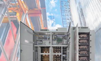 Przetwornice wysokiego napięcia FRENIC4600 FM6e – efektywność i oszczędność energii