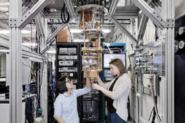 IBM zbuduje pierwszy komputer kwantowy dla biznesu i nauki 