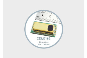 Czujnik dwutlenku węgla typu NDIR w obudowie o wymiarach 32 x 17 x 8 mm