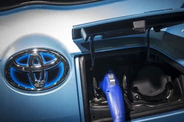 Toyota, Mazda i Denso opracują wspólne technologie budowy pojazdów elektrycznych 