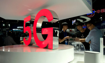 Chiny przeznaczą od 134 do 220 mld dolarów na 5G