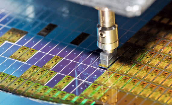 STMicroelectronics i MACOM opracowali prototypy chipów RF GaN-on-Si 