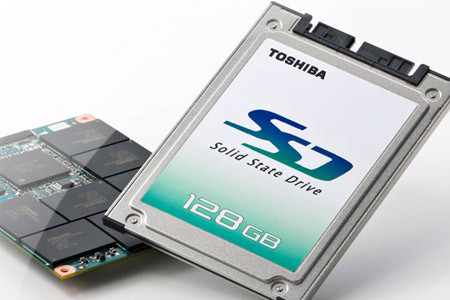 Toshiba inwestuje w producenta układów pamięci
