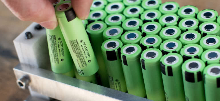 Ceny baterii litowo-jonowych nadal spadają 