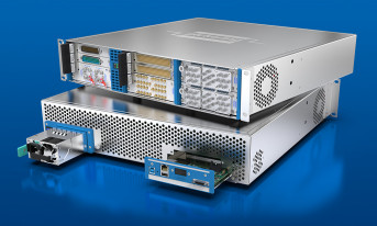 12-slotowa obudowa LXI/USB do instalacji modułów PXI/PXIe formatu 3U