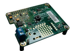 Nakładka HAT do Raspberry Pi z zaawansowanym koderem-dekoderem audio CMX655D