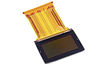 Mikrowyświetlacz OLED o rozdzielczości Full HD do systemów sztucznej rzeczywistości