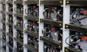 Ibase Gaming nawiązuje współpracę z Muratą i Powin Energy