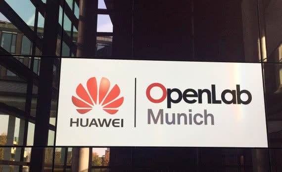 Huawei zainwestuje w Europie 50 mln dolarów 
