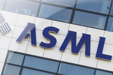 ASML odnotował spadek liczby zamówień