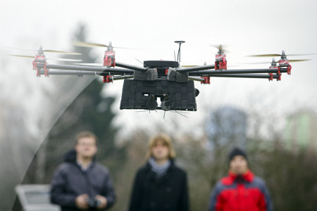 Szybko rośnie liczba dronów obecnych w przestrzeni powietrznej USA