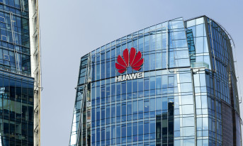 Huawei sprzedaje serwery z własnymi chipami