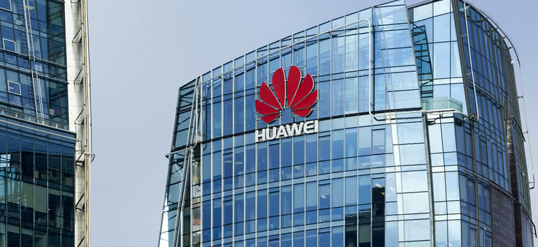 Huawei sprzedaje serwery z własnymi chipami 