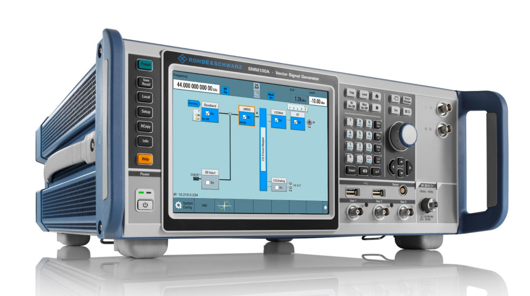 Generator sygnałów wektorowych na zakres 100 kHz...44 GHz o paśmie modulacji 1 GHz