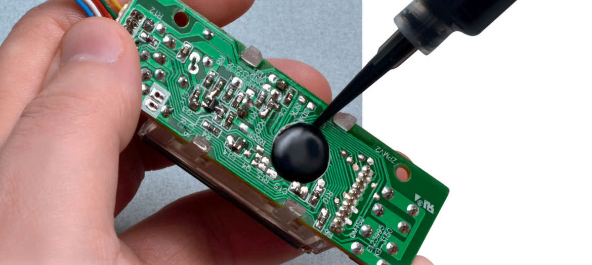 Materiały do produkcji elektroniki – duży asortyment sprzyja zapewnianiu jakości