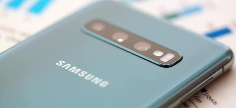 Samsung objął 74% rynku smartfonów 5G 