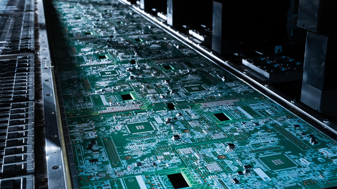 SMT napędza globalną produkcję elektroniki. Rynek wart 9,56 mld USD do 2030 roku