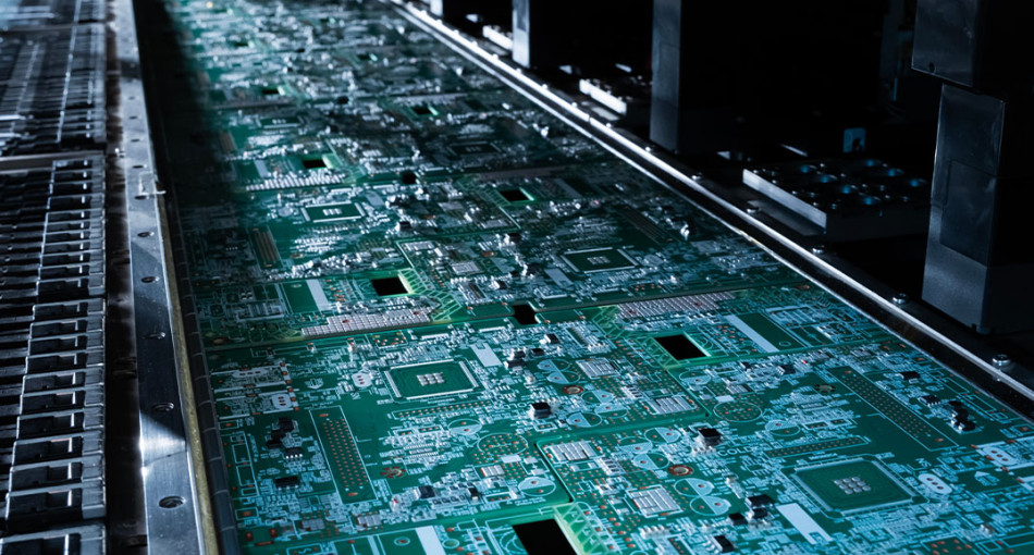 SMT napędza globalną produkcję elektroniki. Rynek wart 9,56 mld USD do 2030 roku
