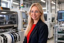 Usługi dla producentów elektroniki: miniwywiad - Marzena Laren, SoftCom