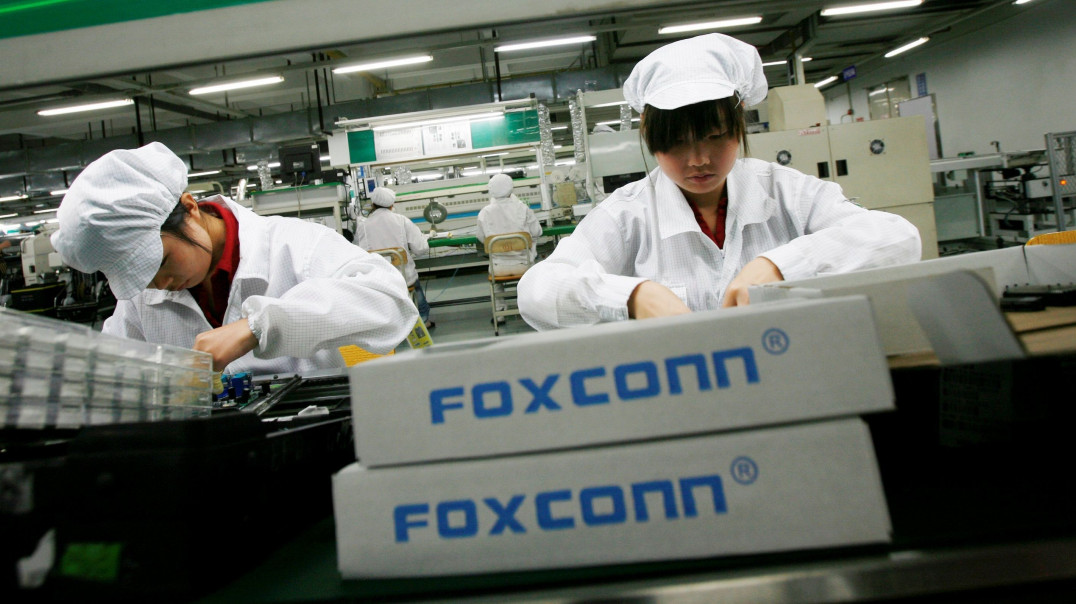 Foxconn obcina koszty o 3 miliardy dolarów