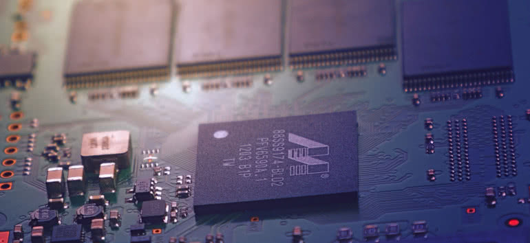Popyt na MOSFET-y i niższej klasy układy DRAM pozostaje wysoki 