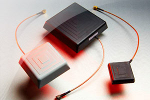 Anteny plug-and-play w obudowach ochronnych do aplikacji ISM, WiFi, GPS i RFID