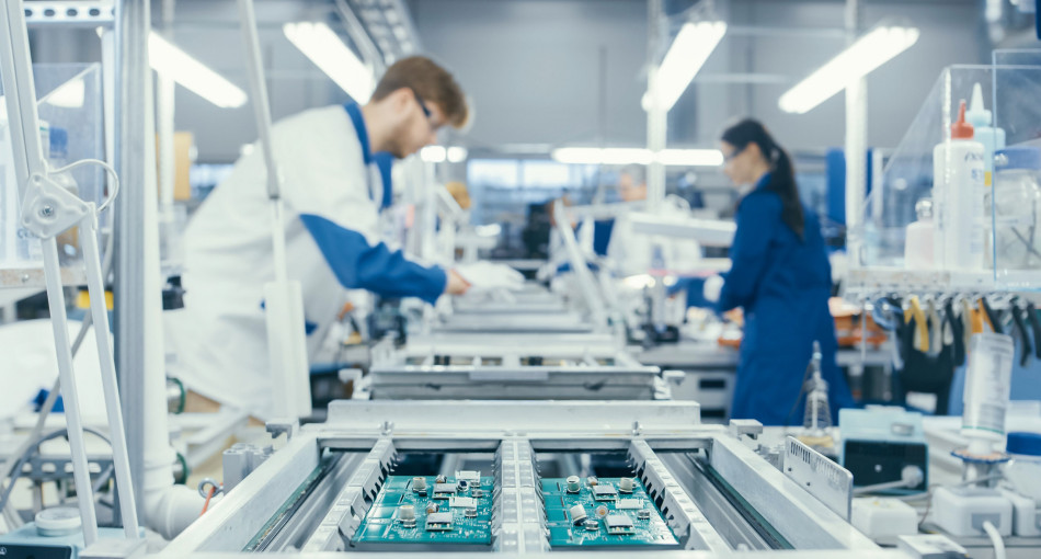 Kontraktowa produkcja elektroniki i usługi EMS