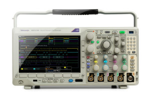 Farnell element14 wprowadza do sprzedaży rodzinę oscyloskopów MDO3000 firmy Tektronix