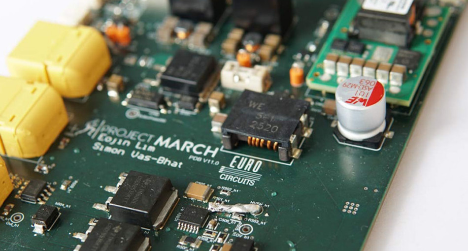 Studenci TU Delft rozwijają elektronikę egzoszkieletu do samodzielnego chodzenia