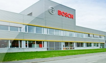 Bosch rozwija na Węgrzech produkcję elektroniki motoryzacyjnej 